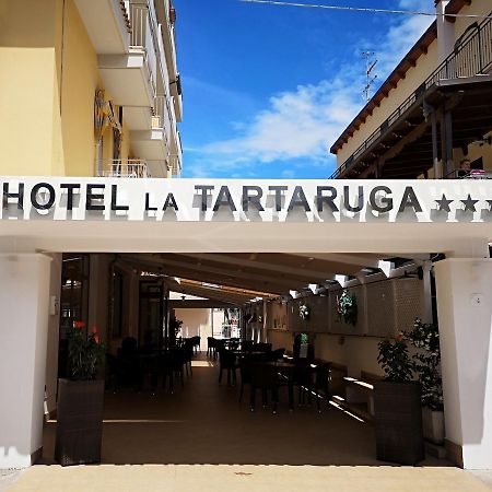 Hotel La Tartaruga Розето-дельи-Абруцци Экстерьер фото
